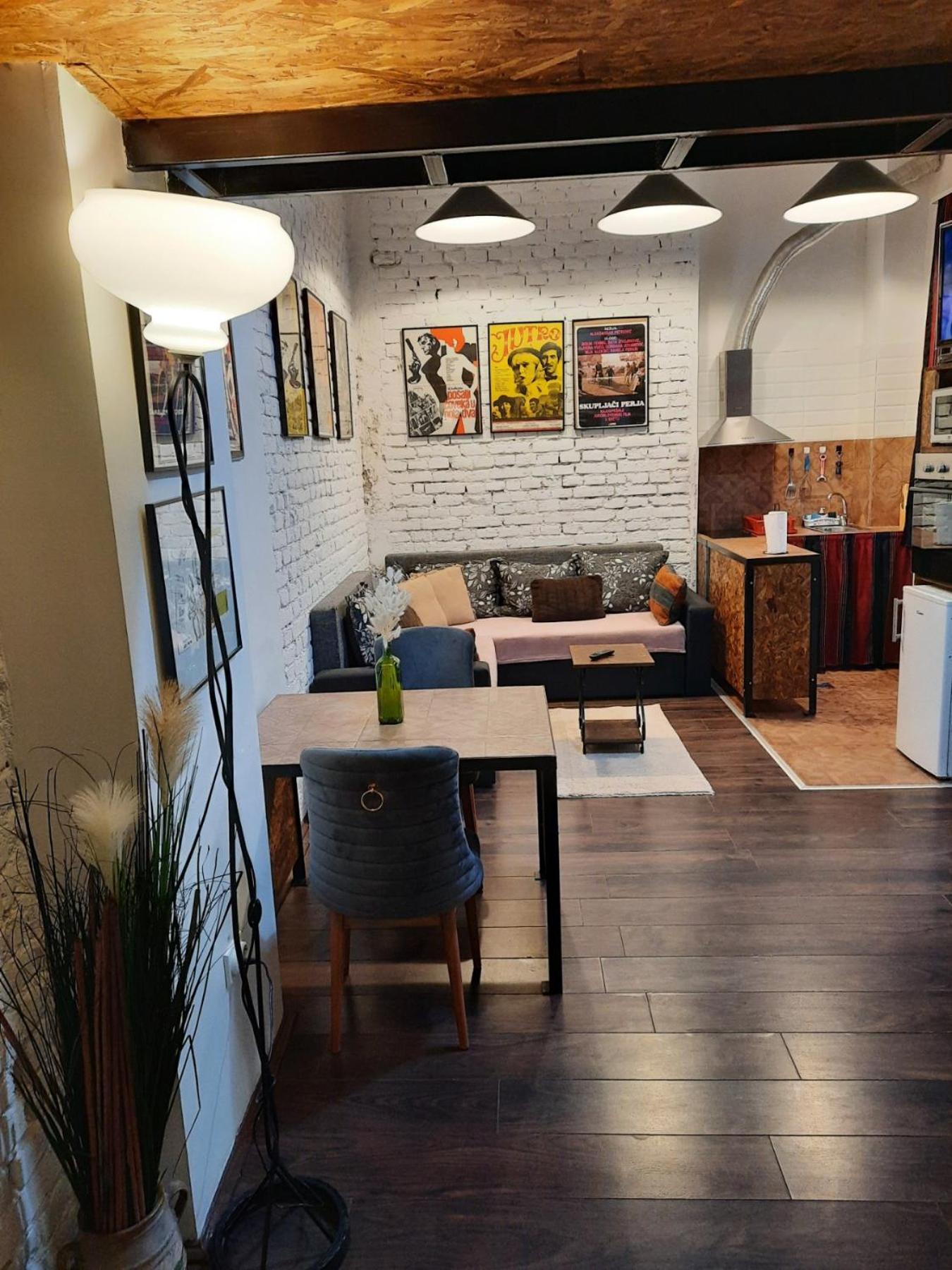 Apartamento Authentic Belgrade Centre - Split Level Loft With Patio In Courtyard Exterior foto